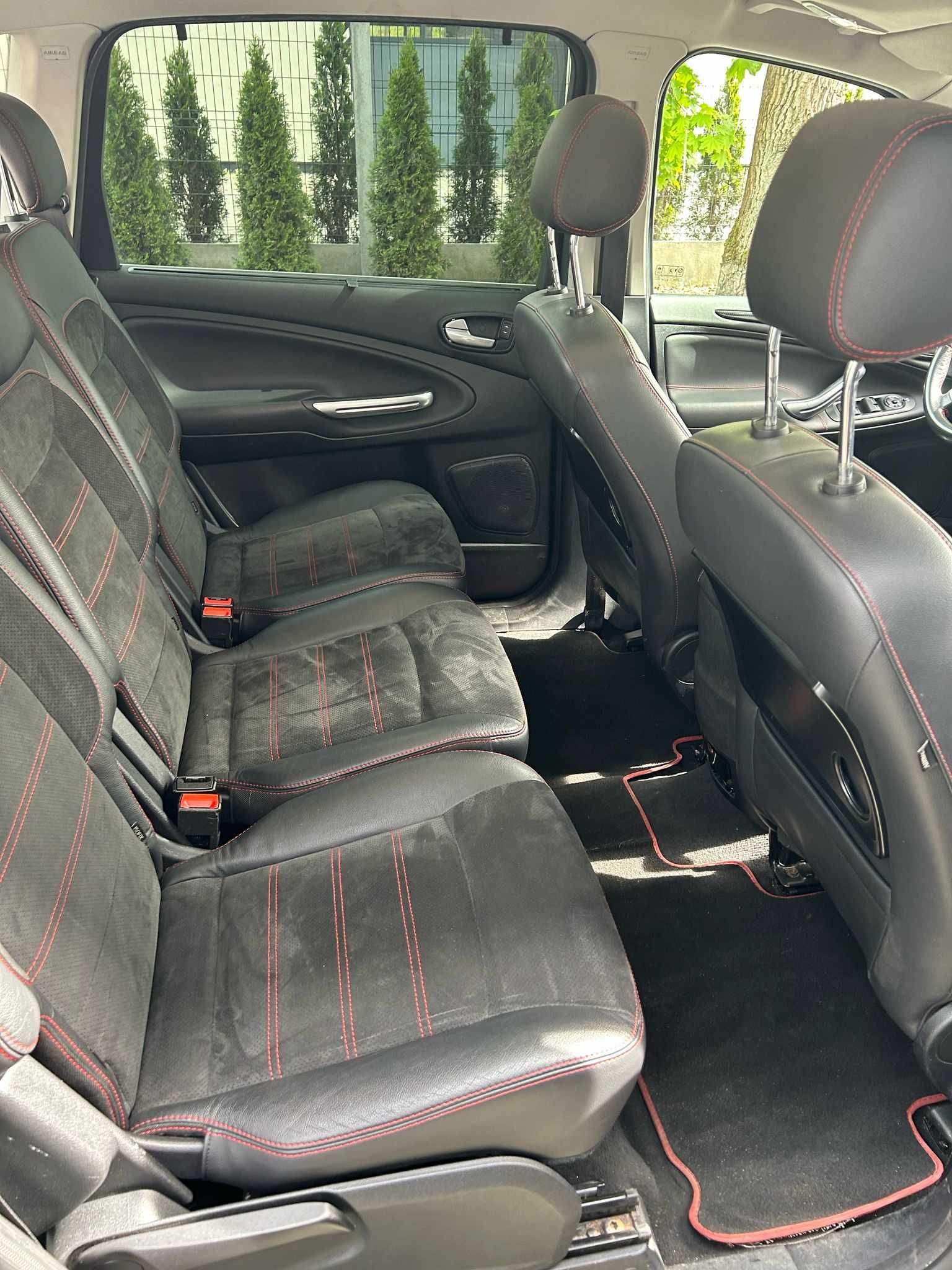 Ford S-Max 2.0 EcoBoost Titanium