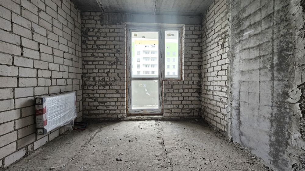 ЖК Мира 3 продам 1 ком квартиру дом с коммуникациями 43м2 .L
Ключи!
