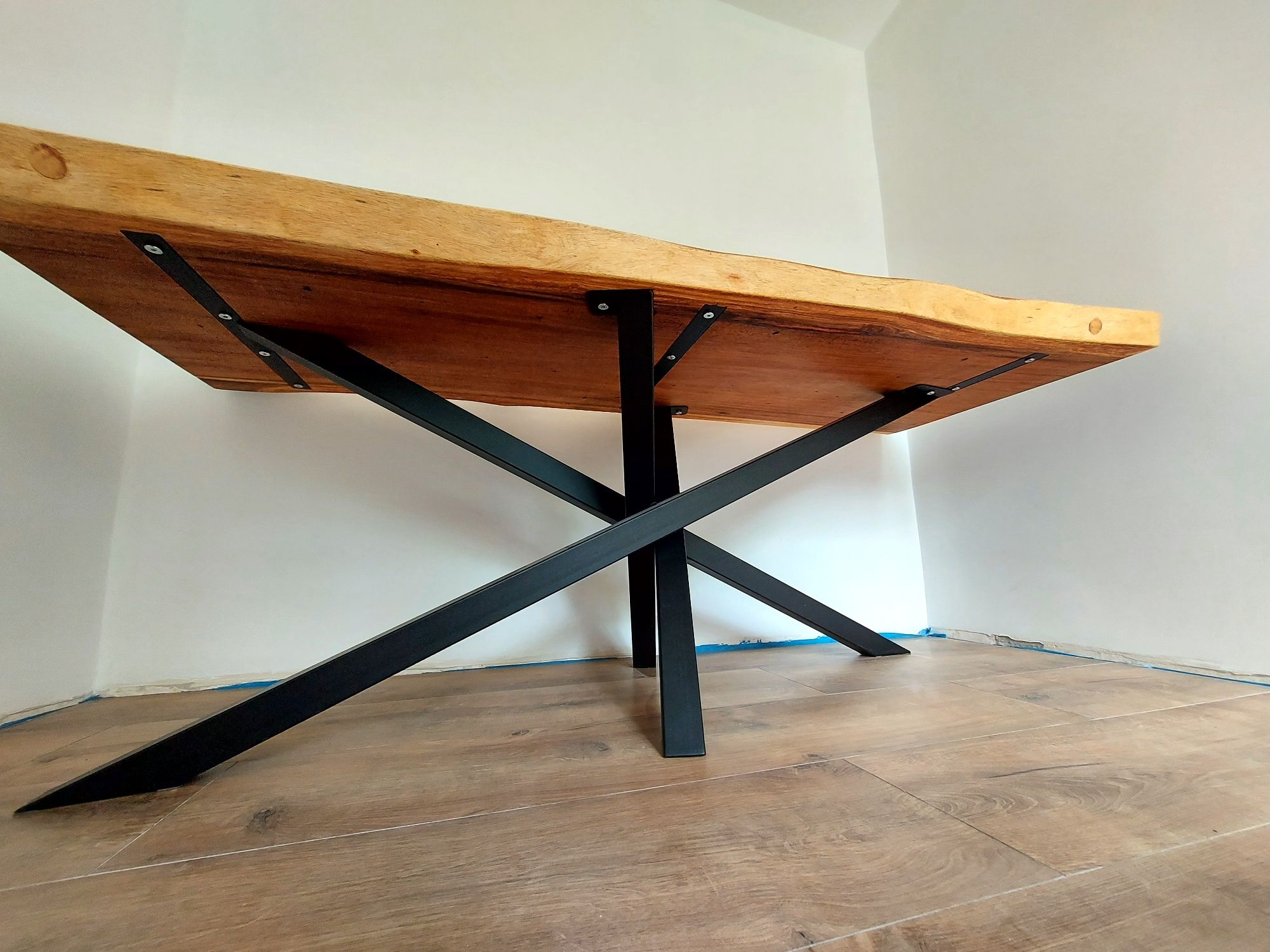 Duży stół drewno egzotyczne suar