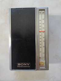 Sony AM/FM Transistor Radio 3F-77W vintage Japan