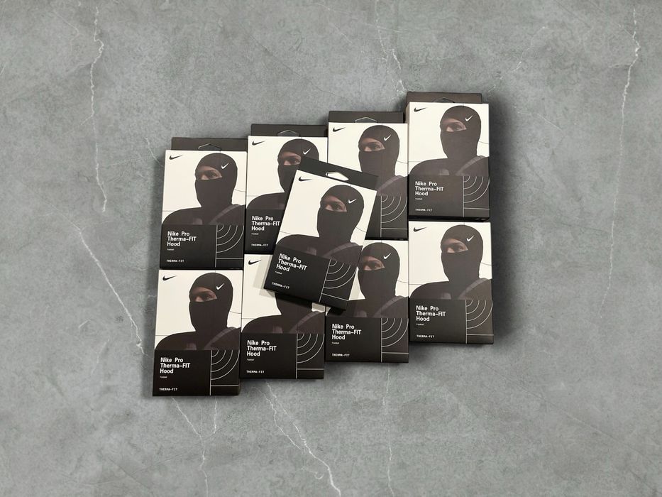 Балаклава Nike Чорна