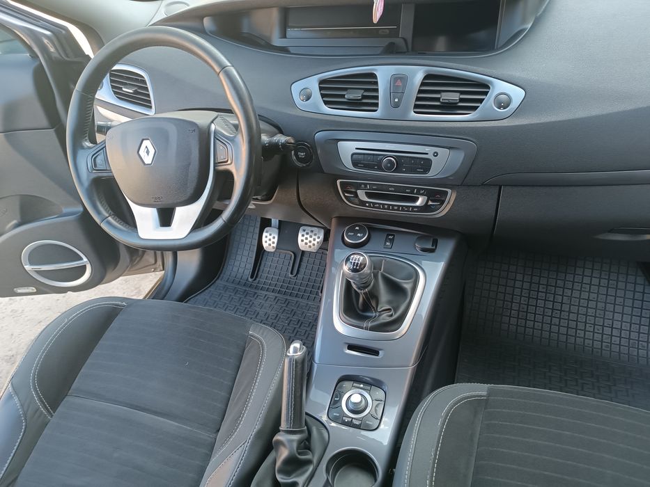 Продам Renault ScenicX-MOD