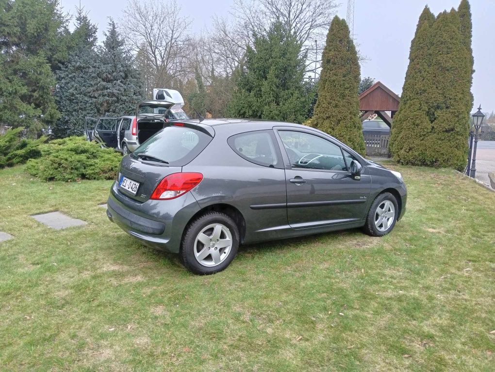 Peugeot 207, 2011r., 1397cm benzyna