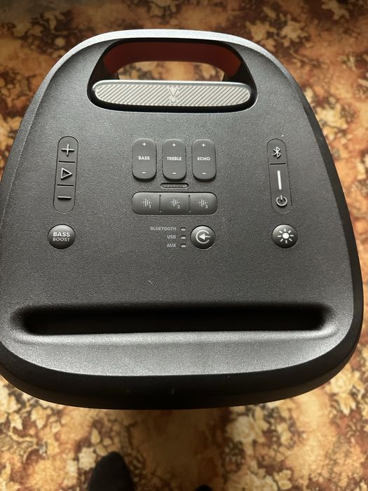 Продам колонку jbl 310