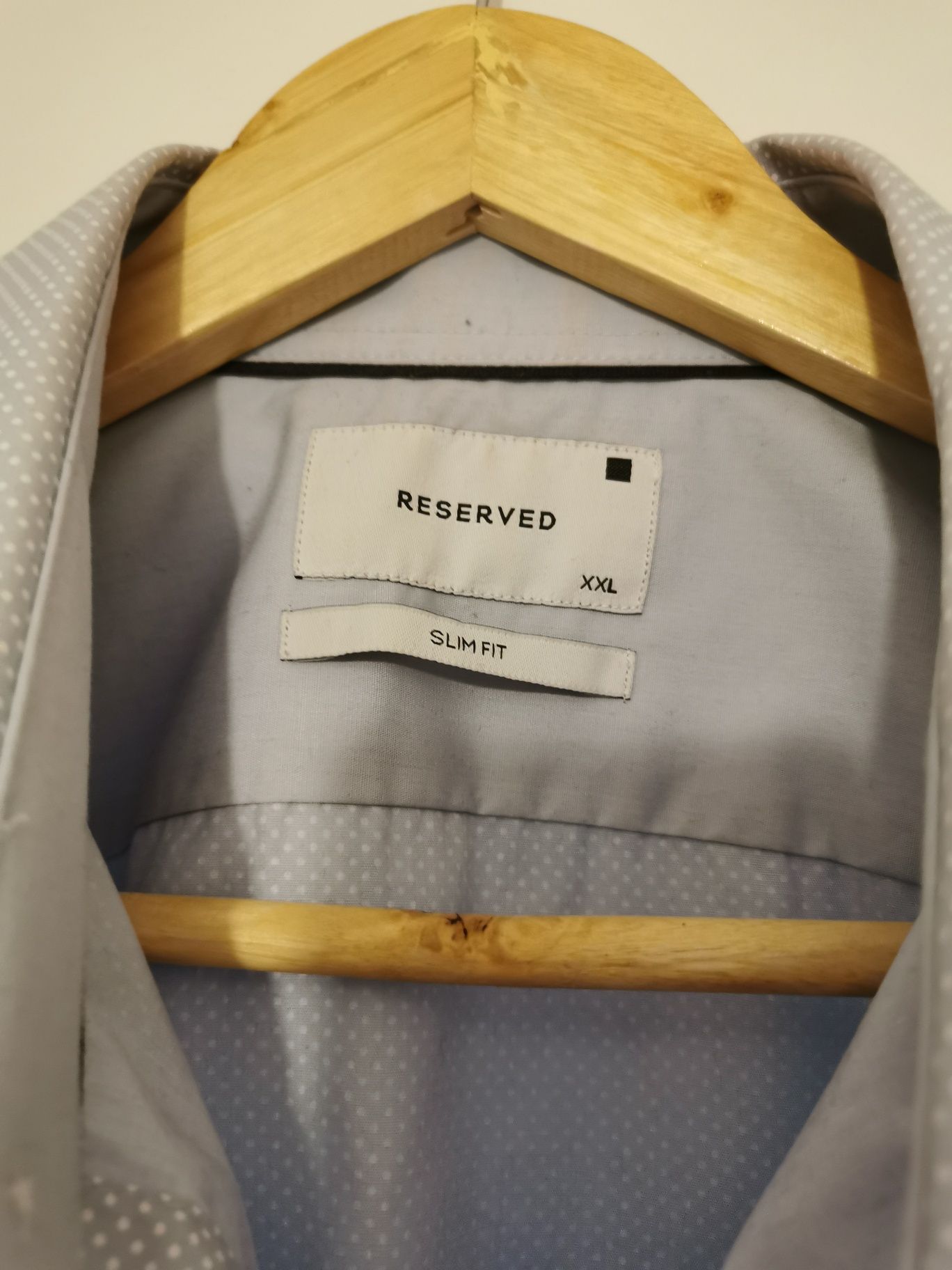 Koszula Reserved niebieska w białe kropki