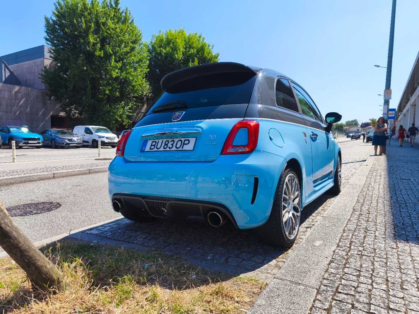 Abarth 595 Turismo "bicolore" / 162 CV
