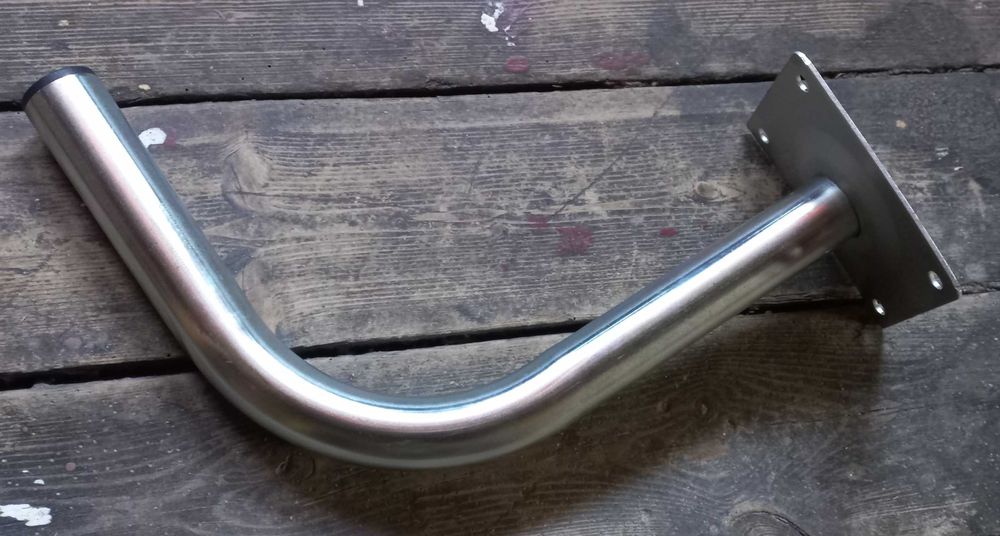 Zewnętrzny uchwyt antenowy