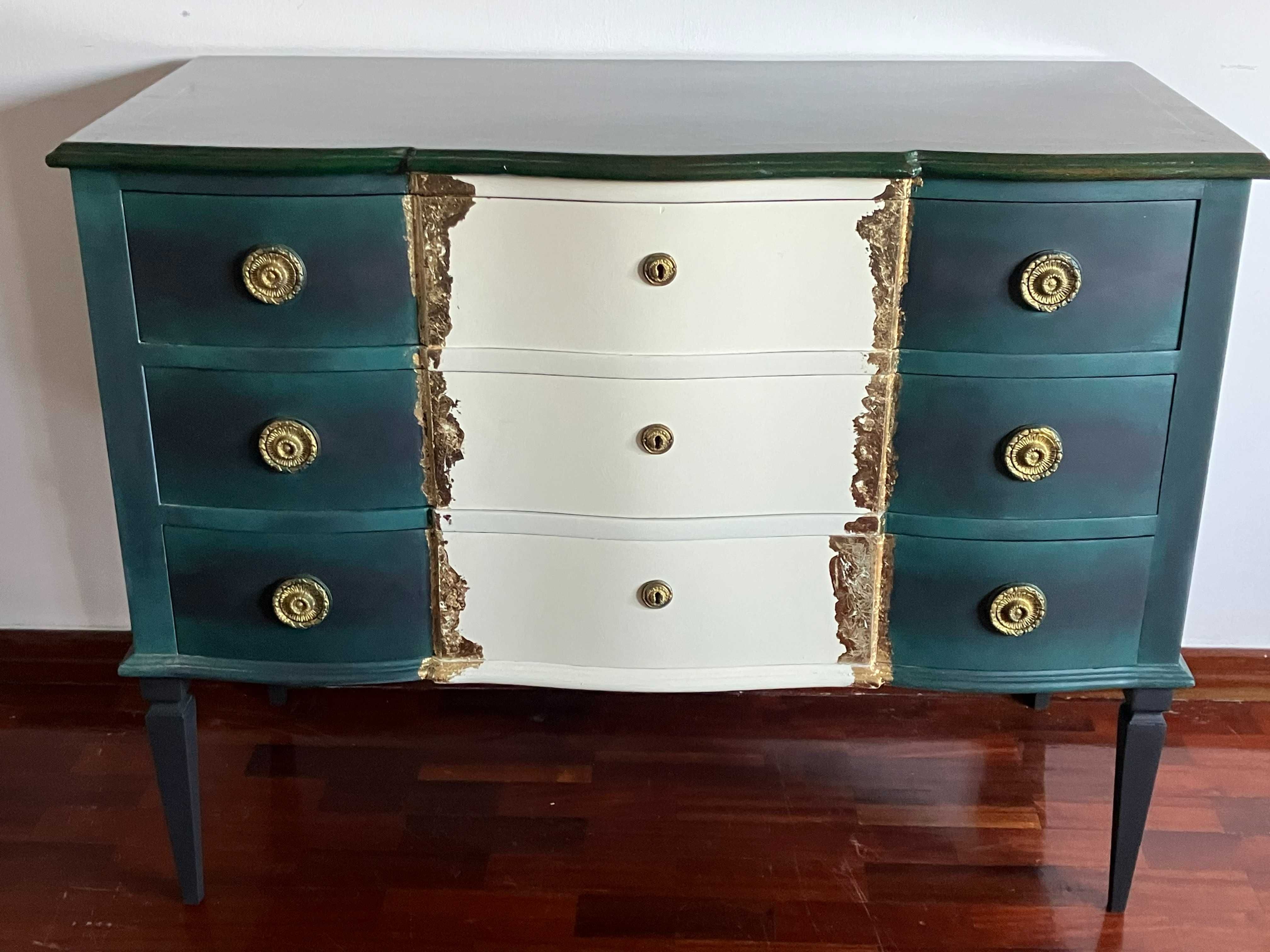Comoda/ Móvel / consola / aparador azul - restauro e transformação