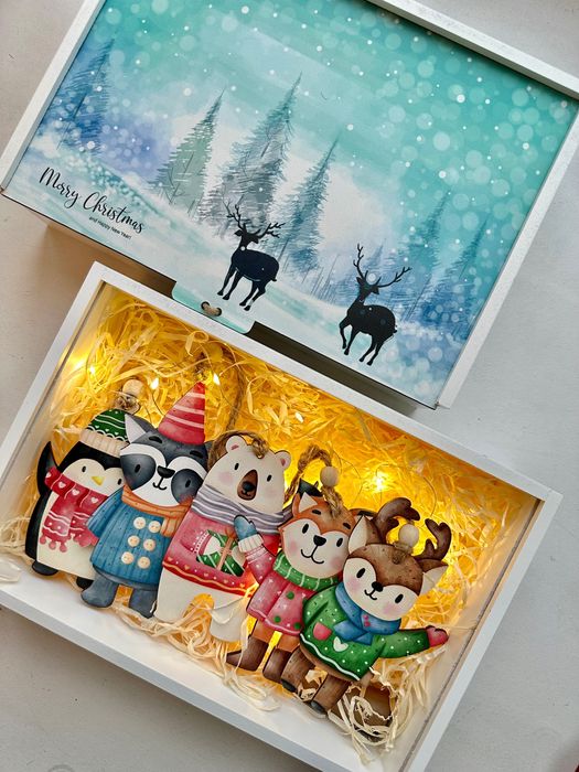 Новорічний подарунок, подарунковий набір з ялинковими іграшками