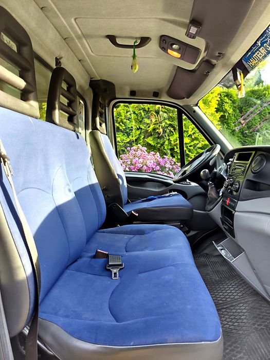IVECO 35C12 2007r z windą