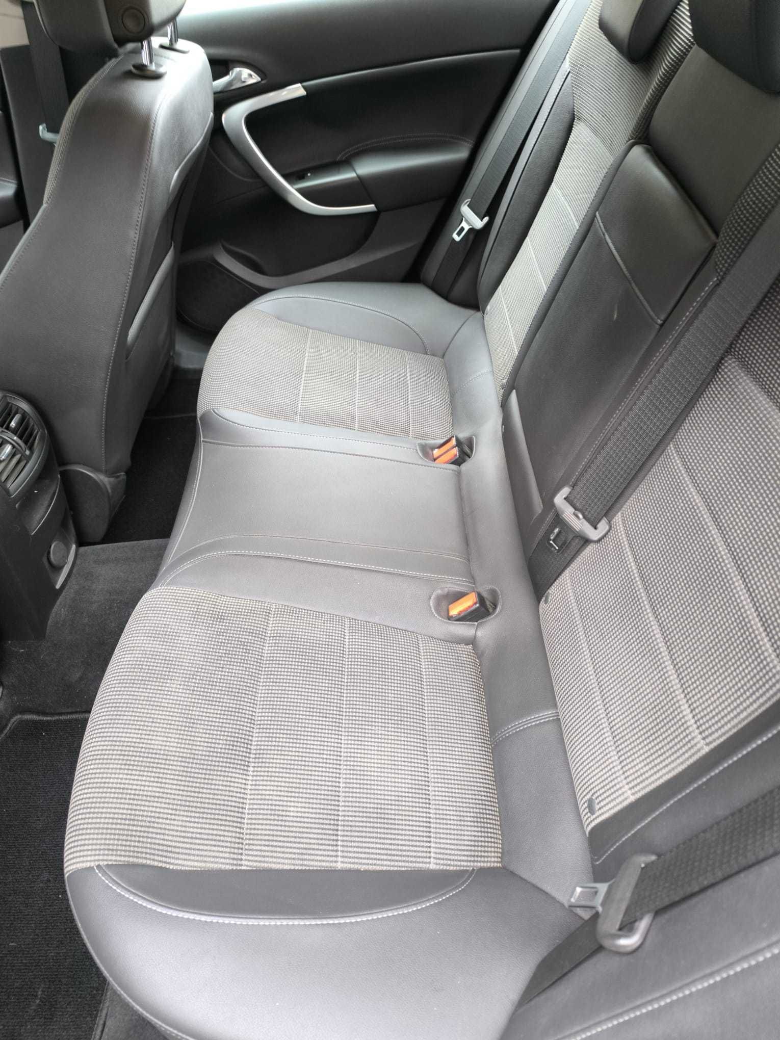 Opel Insignia 1.6 TURBO 180CV