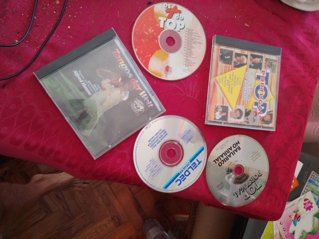 A caixa Dos Cds Romanticos Originais-RCarlos-Carreira-Lucas&etcDesde1E