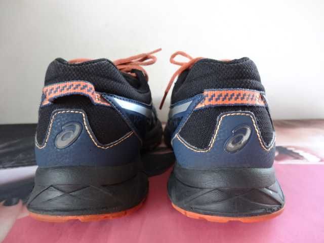 Buty ASICS GEL-KANAKU 3 roz 46 Bieganie Sportowe