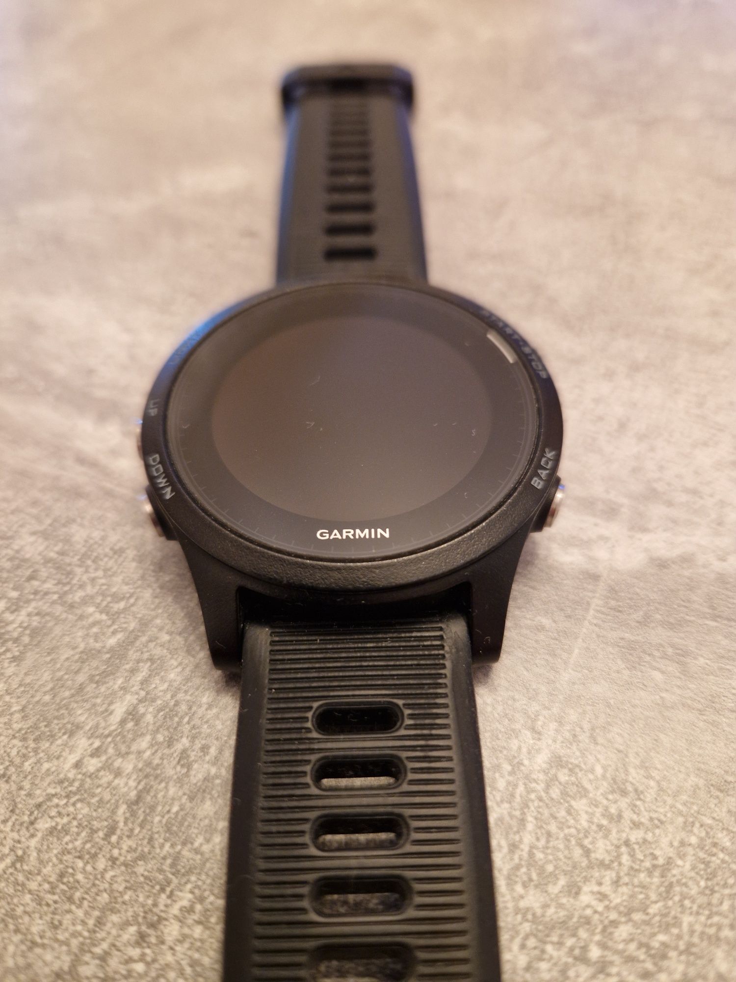 Garmin Forerunner 935 – idealny stan, tylko treningowy | kabel