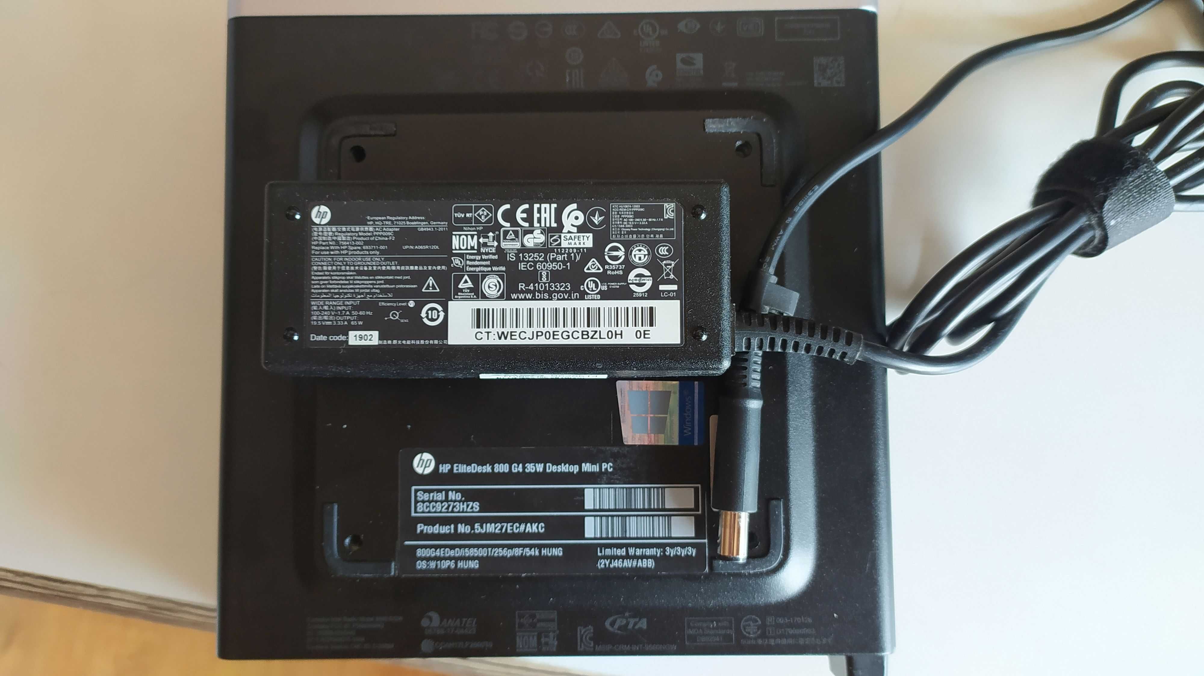 Komputer HP EliteDesk 800 G4 mini i5-8500T 16GB 256GB SSD + Monitor
