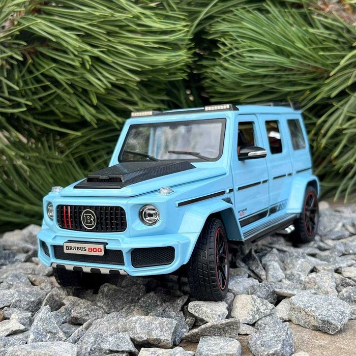 Металева Колекційна модель 1:24 Гелік Brabus з підсвіткою фар, звуком