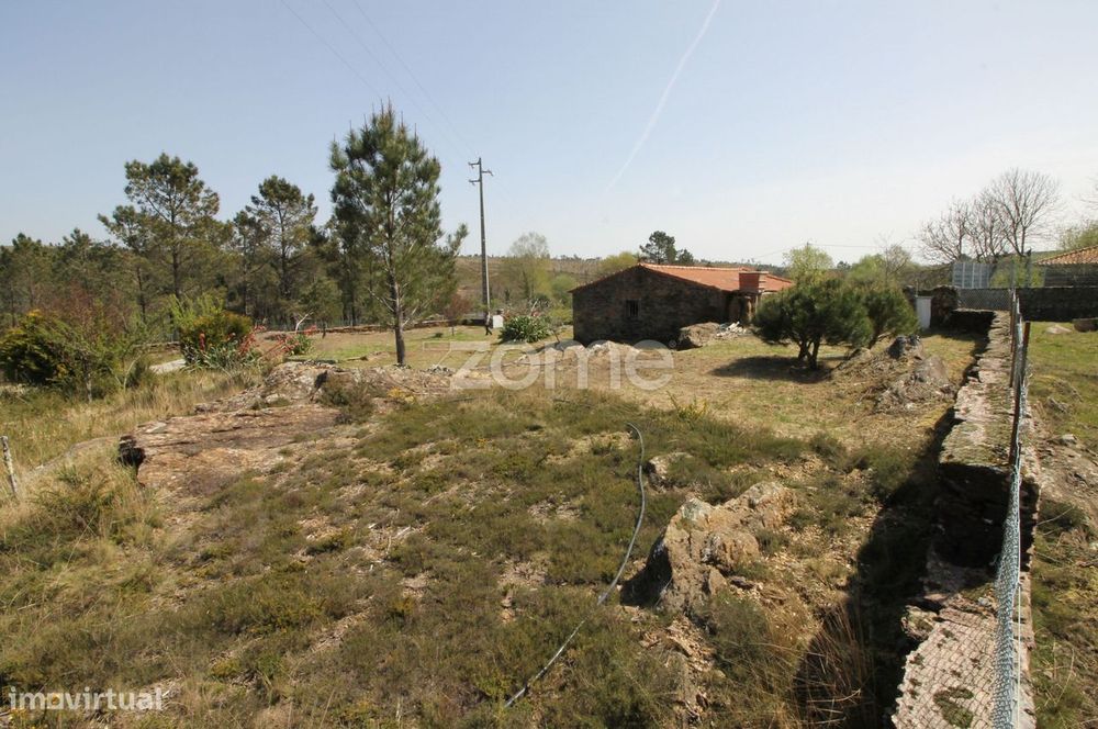 Casa térrea com terreno na Serra de Arga, Caminha, Viana do Castelo