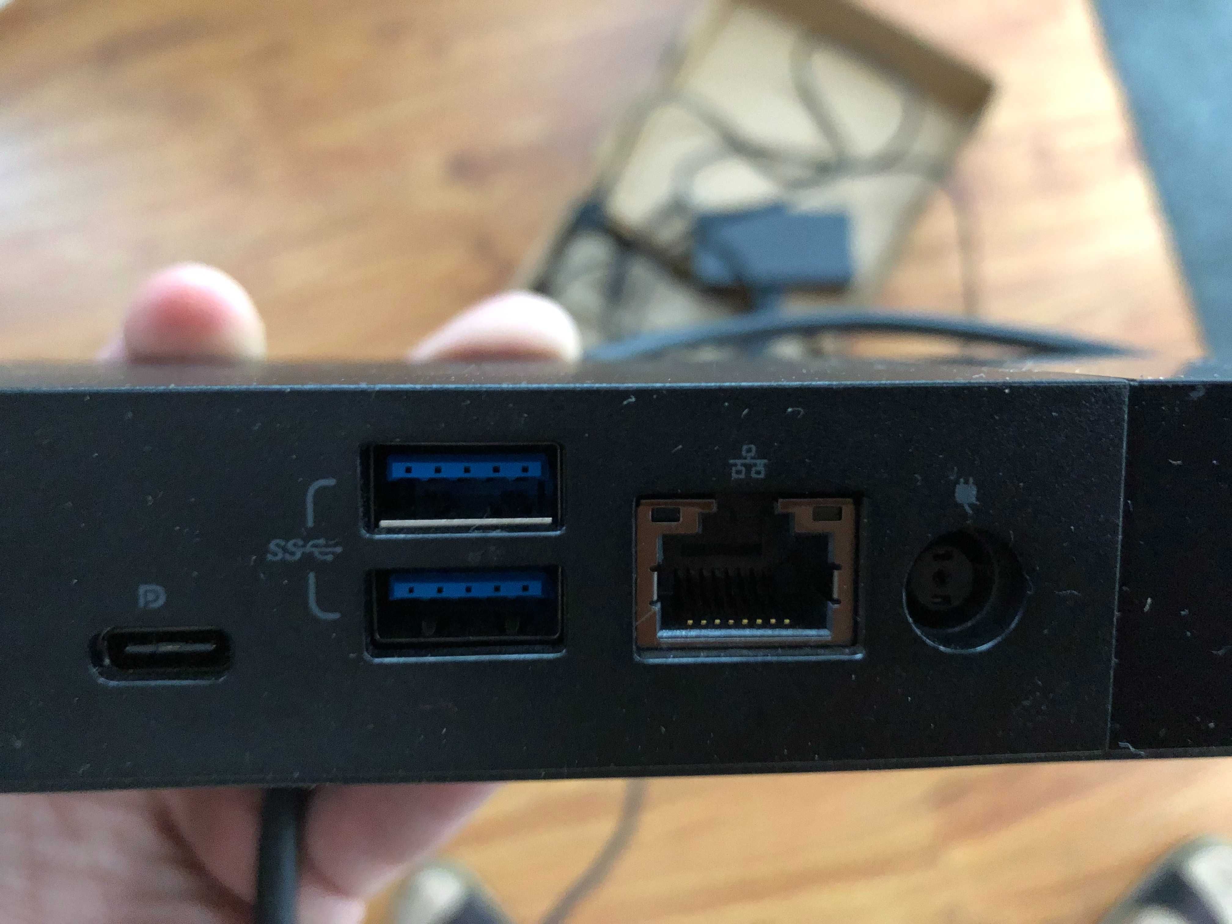 Stacja dokująca Dell WD19 z zasilaczem 130W