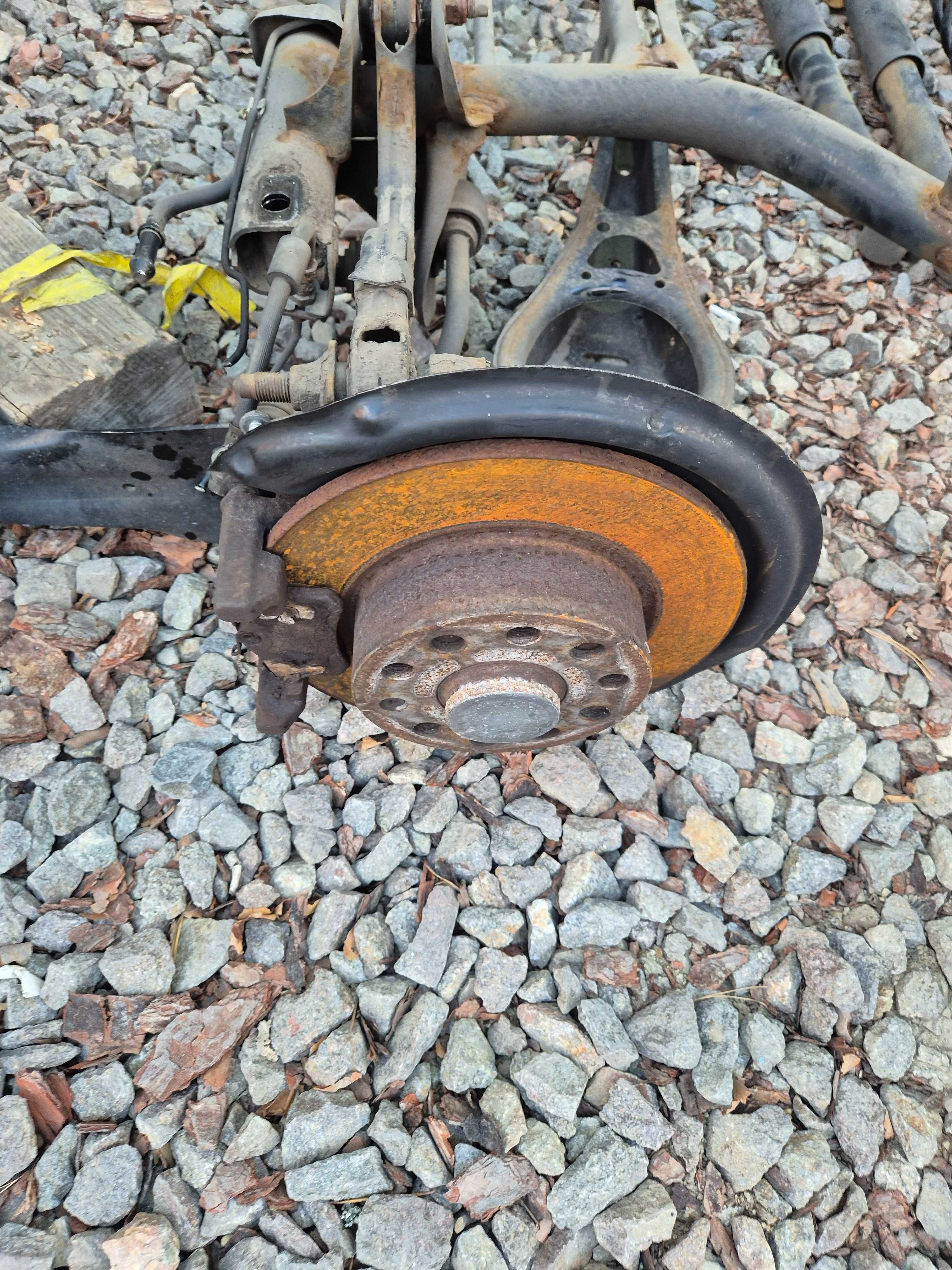 Задня ходова vw jetta 6 14-18р.