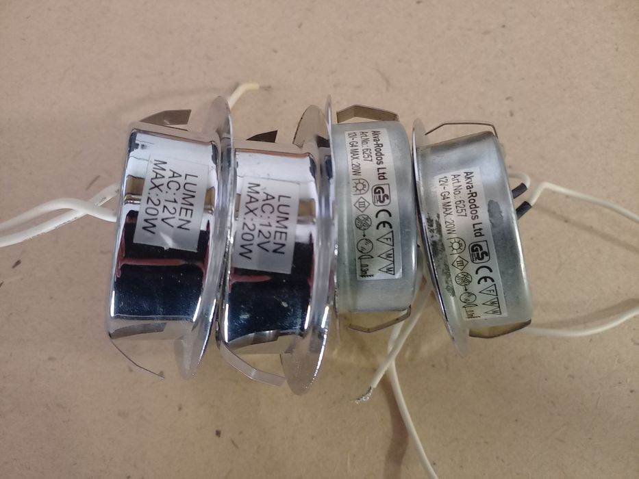 Точечный галогенный светильник мебельный врезной с галогенными лампами