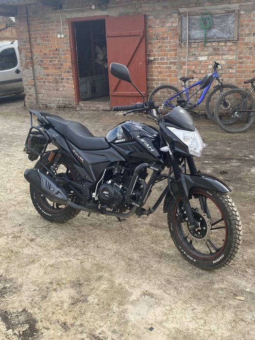 Продам ліфан сітір 200