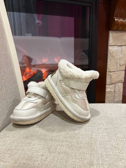 Угги, зимові ботінки
