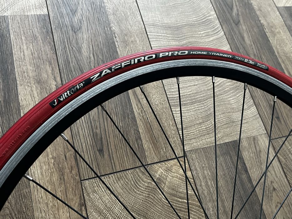 Trenażer Tacx Flow Smart T2240 – stan dobry + gratis koło