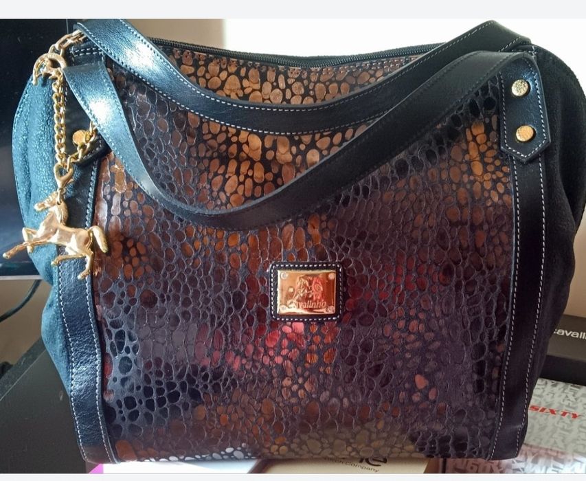 Mala da cavalinho nova para cerimónia