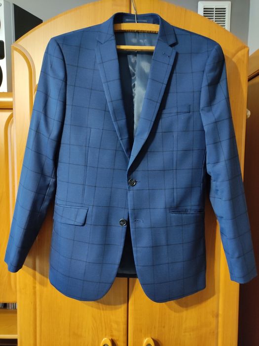 Sprzedam garnitur w kratę 182cm