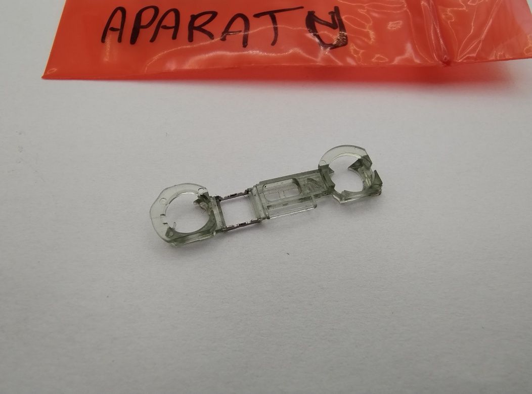 iPhone 11 ramka aparatu wyświetlacza
