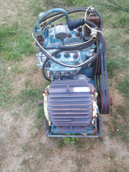 Продам Компресор