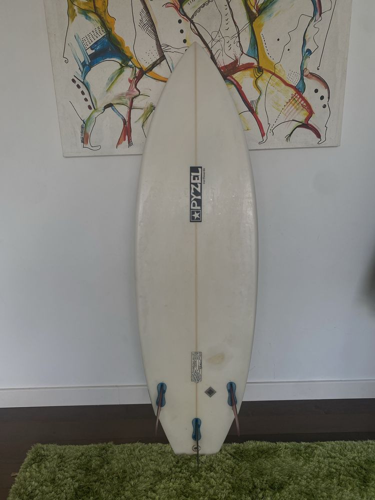 Prancha de Surf Pyzel Happy Twin 5’8