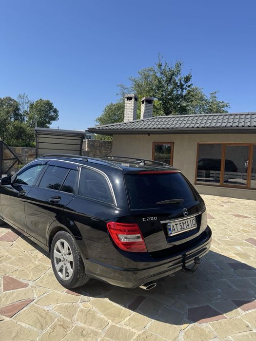 Mercedes-Benz c220