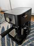 Ekspres kolbiwy DeLonghi Stilosa EC 260.BK