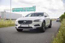 Volvo V90 Cross Country Volvo V90 Cross-Country ULTIMATE