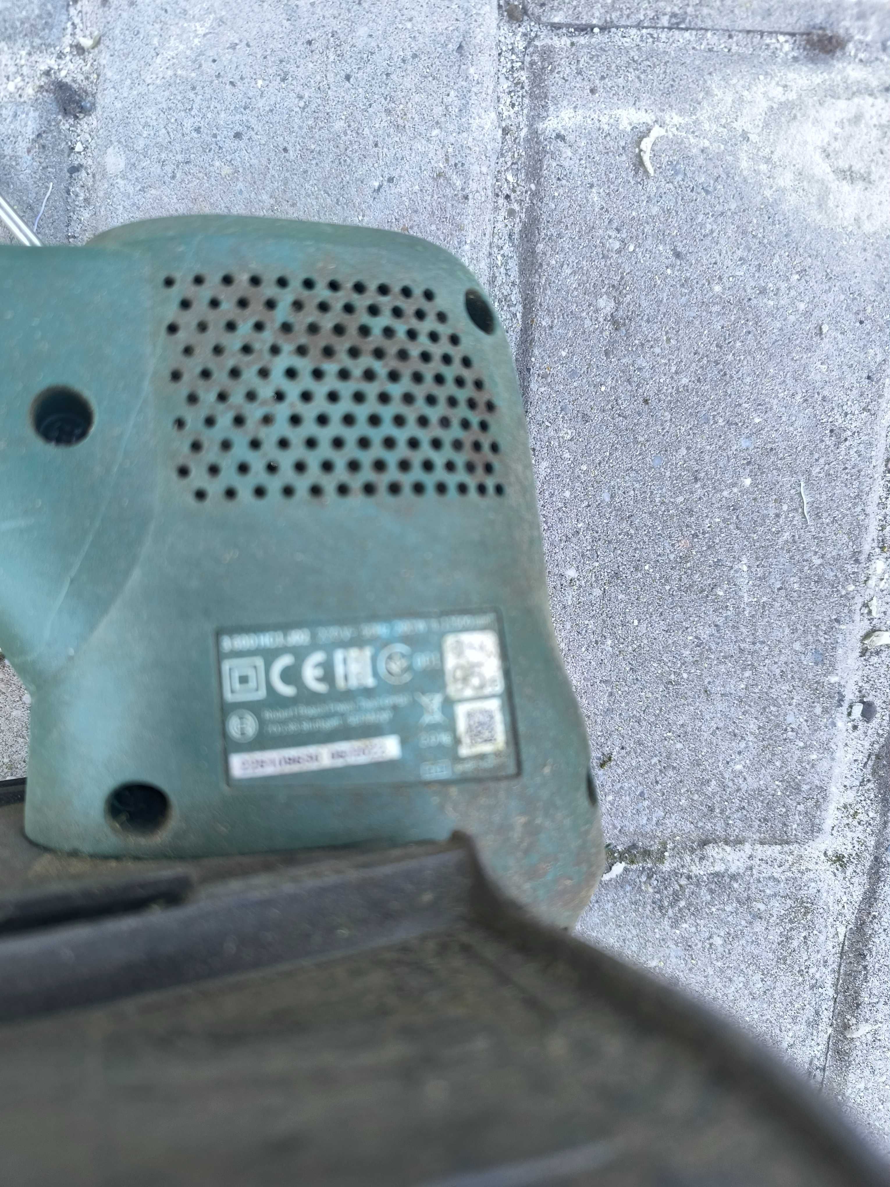 Podkaszarka elektryczna Bosch.