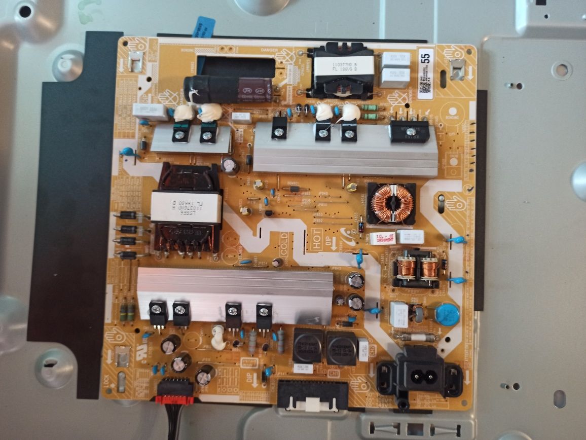 Телевізор  Samsung UE49 NU7172U на запчастини