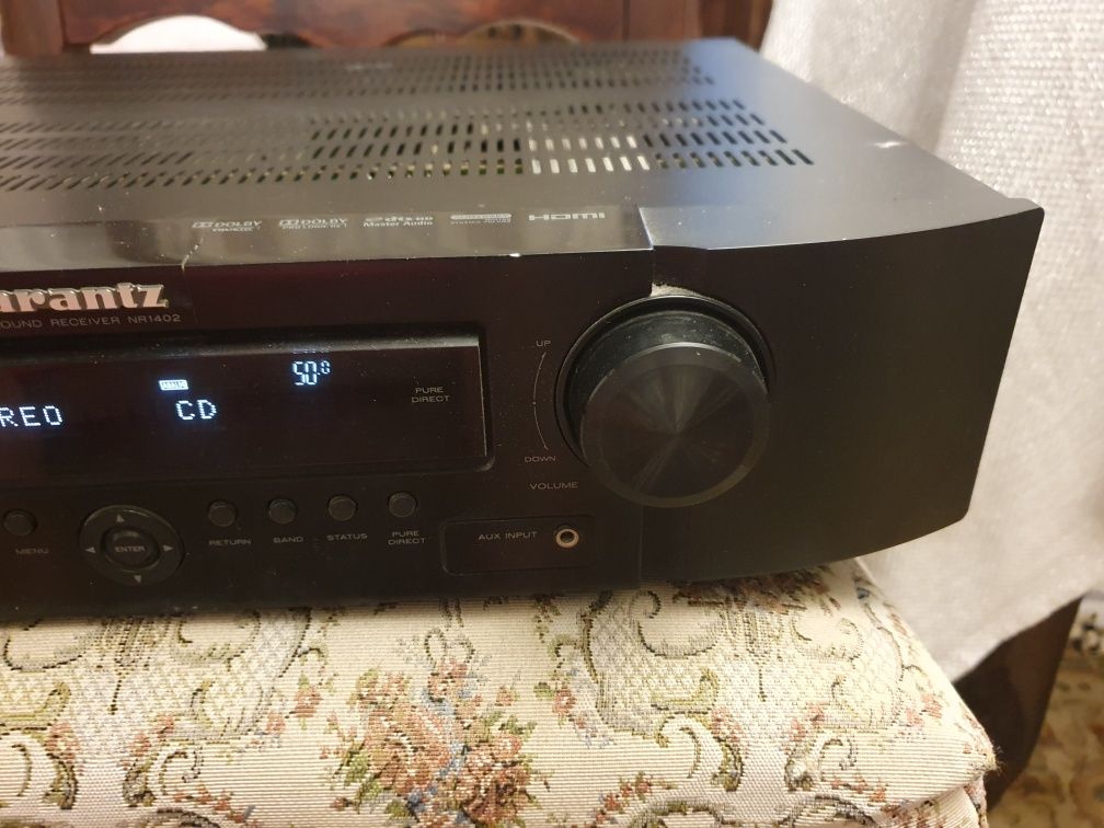 Amplituner Marantz 1402