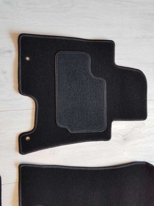 Dywaniki Welurowe HYUNDAI I30 07-12 Idealnie Dopasowane STOPERY