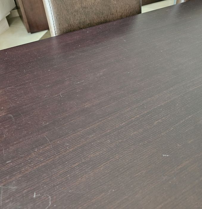 Mesa maciça em carvalho escuro
