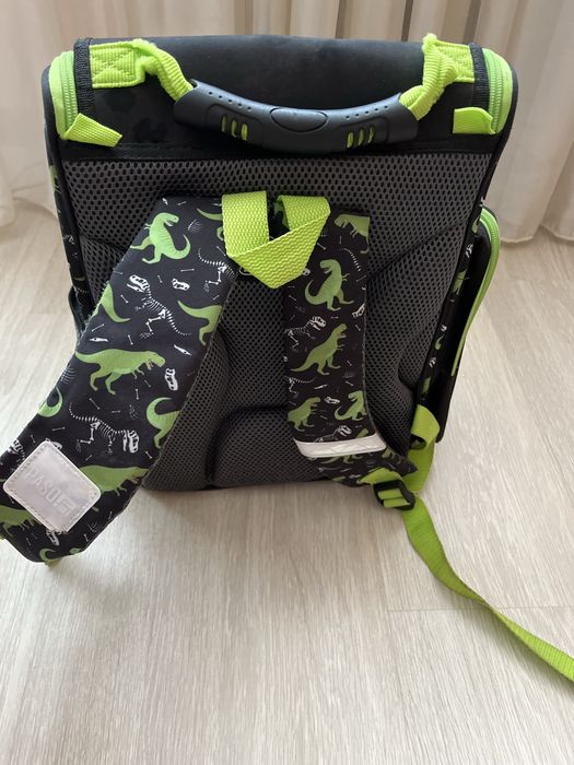 Шкільний рюкзак портфель