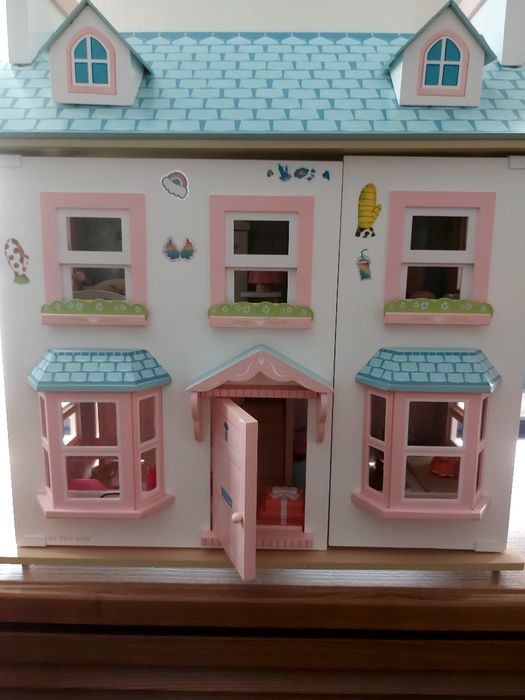 Двухэтажный дом Le Toy Van Mayberry ,Франция деревянный