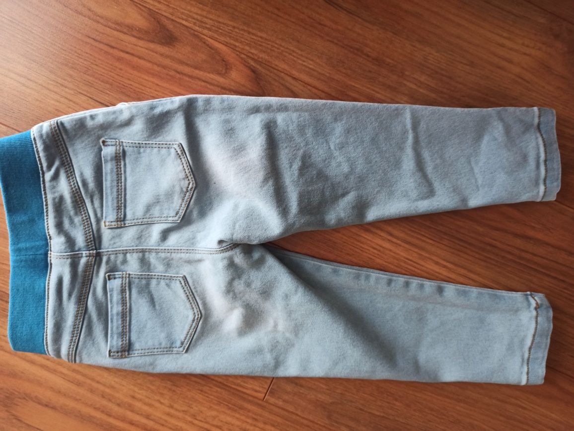 Spodnie jeans 92