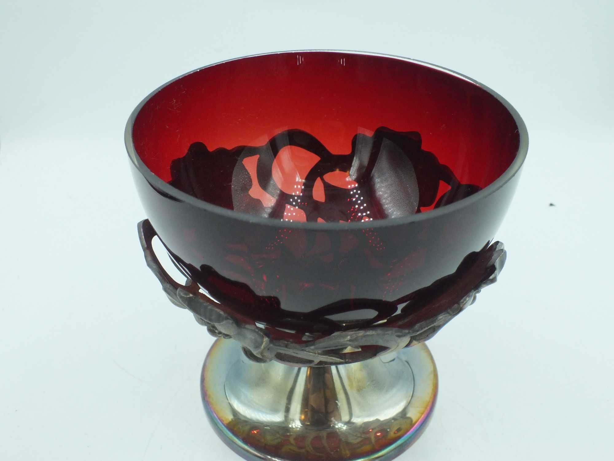 Pucharki puchary szkło rubinowe i metaloplastyka