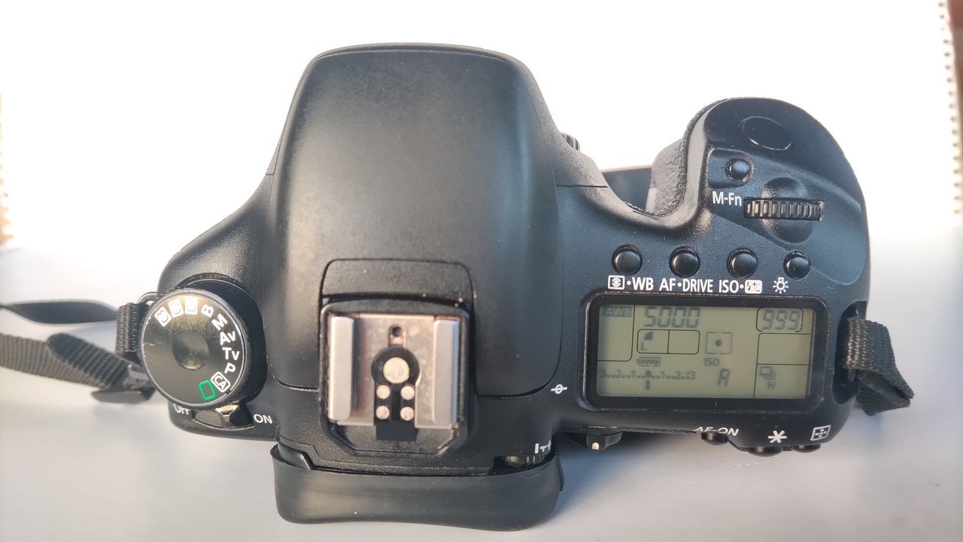 Canon EOS 7D em excelente estado. Com punho extra.