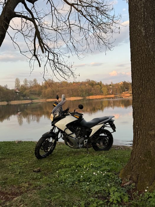 Honda Transalp XL700VA RD13 2007 rok DOBRZE wyposażony DŁUGIE opłaty