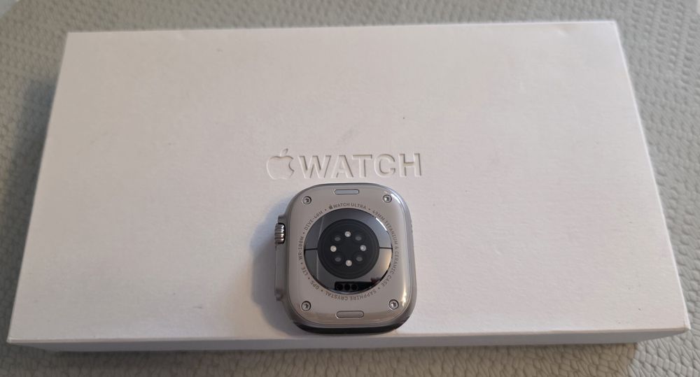 Apple Watch Ultra 2 GPS + Cellular