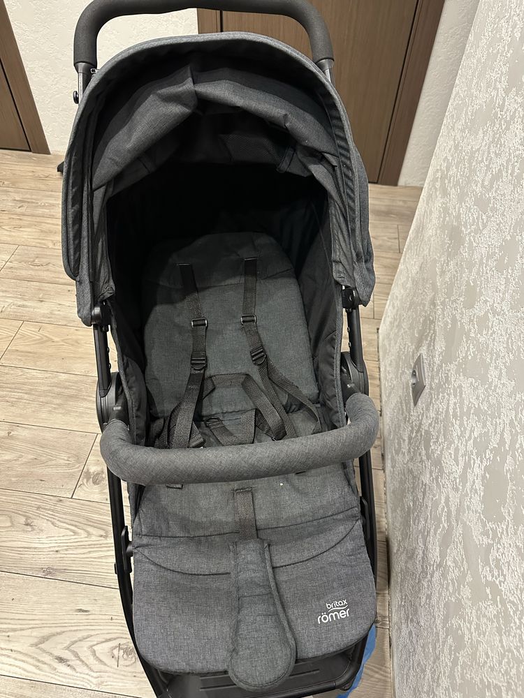 Прогулянкова коляска Britax Römer B-Agile M Black