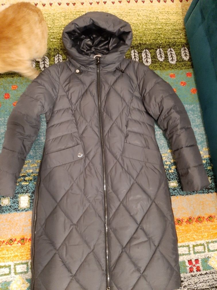 Пальто, куртка жіноча зимова 48 розмір