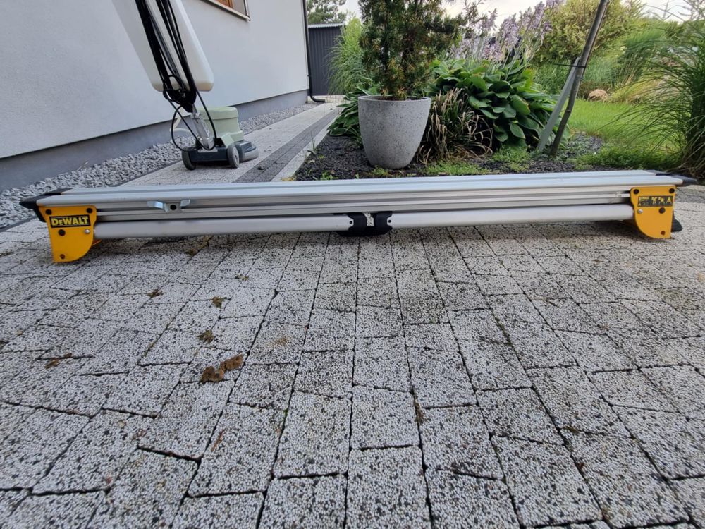 DeWALT DE7023 STÓŁ Uniwersalne stanowisko robocze do pilarek ukosowych